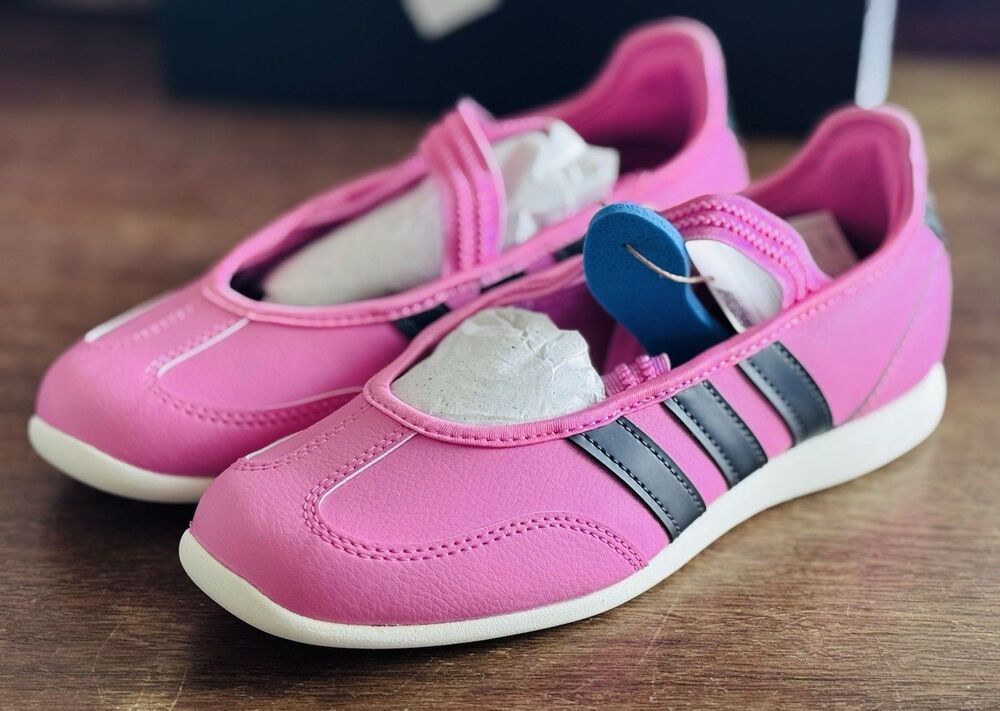 Youth Size 6 adidas Barreda Mary Jane Women’s Size 7.5 Pink Black JP6738 NIB
